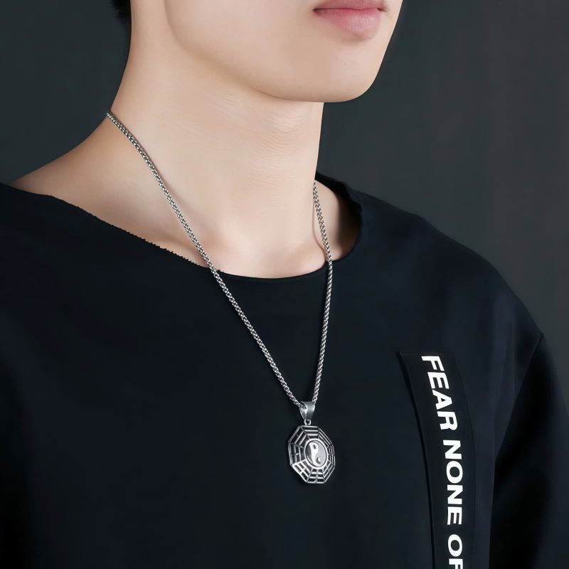 Collar de Equilibrio Yin Yang de Acero de Titanio Yin Yang Titanium Steel Balance Necklace