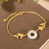 Pulseira de Jade Branco com Peixe Koi para Prosperidade White Jade Koi Fish Wealth Bracelet