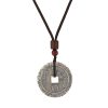 Collar con dije de Bagua Yin Yang chapado en plata Yin Yang Bagua Silver Plated Pendant Necklace