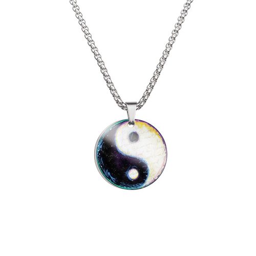Collar con colgante de acero de titanio con diseño Yin Yang, pez Koi y dragón Collar con colgante de acero de titanio con diseño Yin Yang, pez Koi y dragón