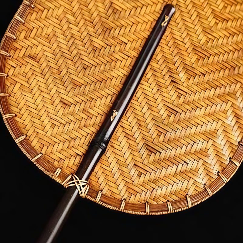 مروحة صينية يدوية الصنع من الخيزران، بيضاوية الشكل Chinese Handmade Bamboo Woven Oval Fan