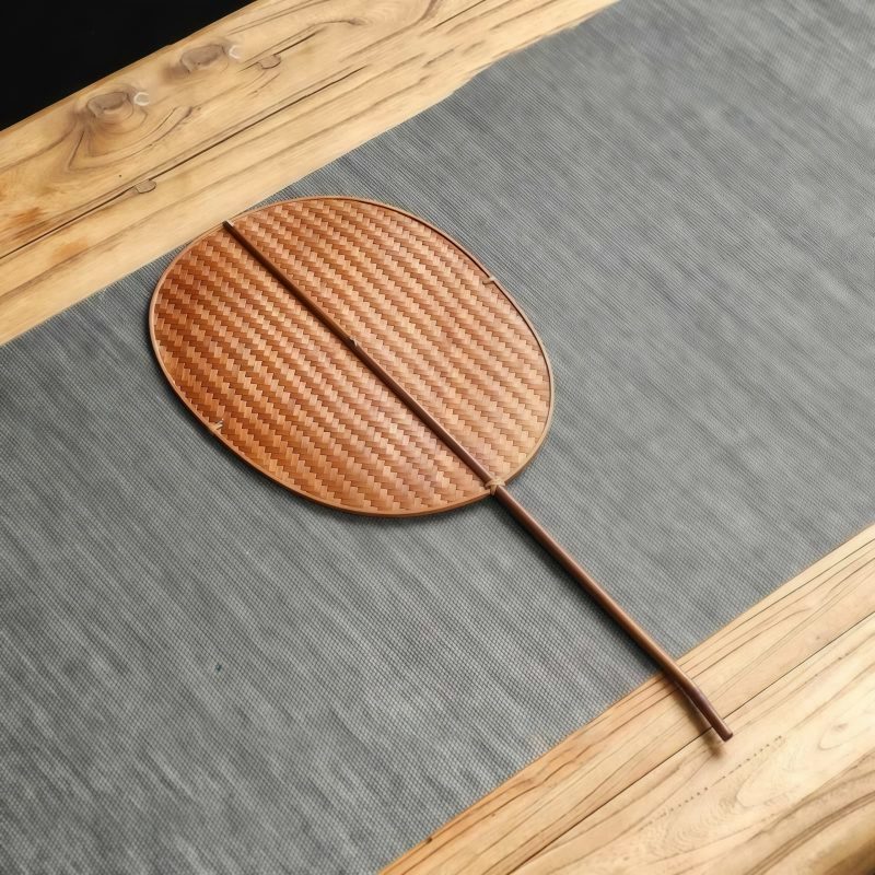 مروحة صينية يدوية الصنع من الخيزران، بيضاوية الشكل Chinese Handmade Bamboo Woven Oval Fan