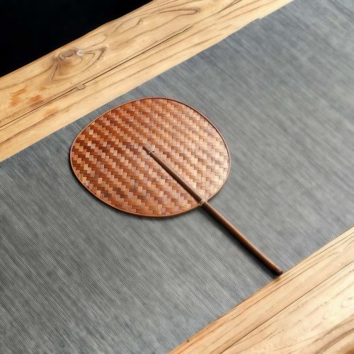 مروحة صينية يدوية الصنع من الخيزران، بيضاوية الشكل مروحة صينية يدوية الصنع من الخيزران، بيضاوية الشكل