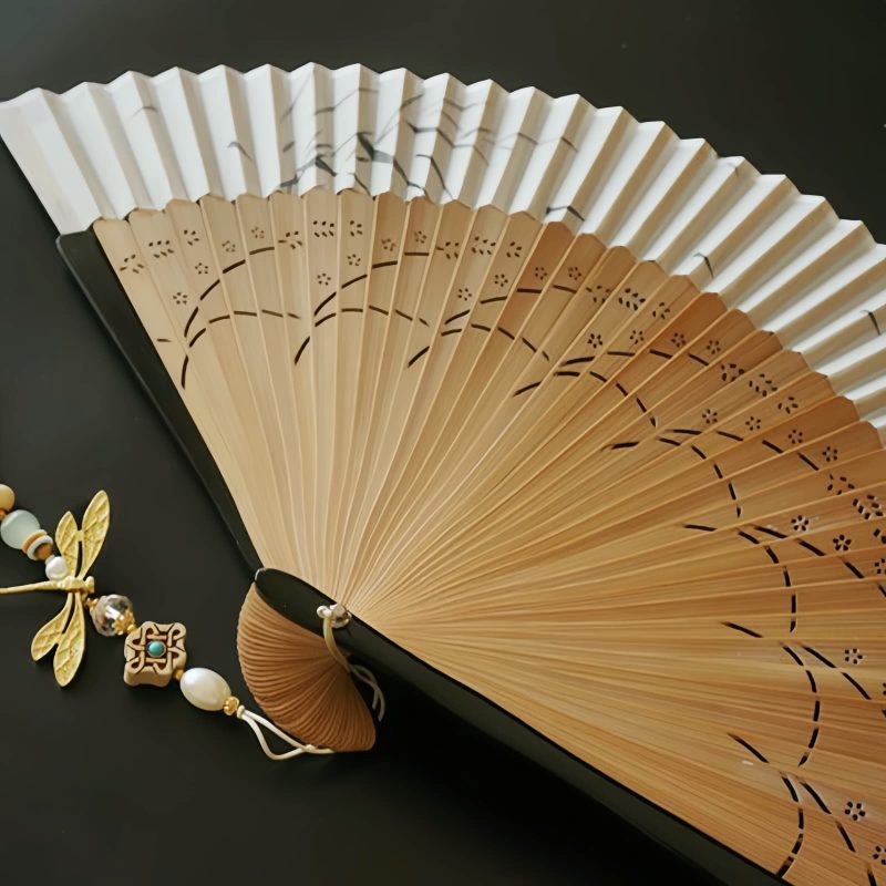 Abanico Plegable de Bambú Hueco con Libélula Dragonfly Hollow Bamboo Folding Fan