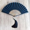 竹製ハンドル付き刺繍綿折りたたみ扇 Embroidered Cotton Folding Fan with Bamboo Handle