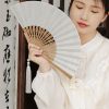 竹製ハンドル付き刺繍綿折りたたみ扇 Embroidered Cotton Folding Fan with Bamboo Handle
