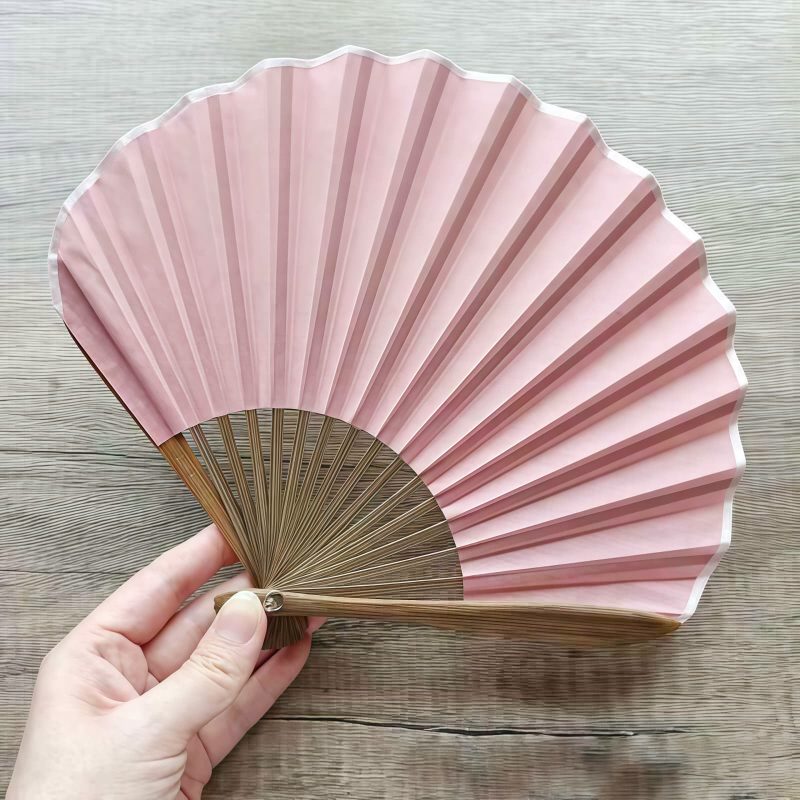 Abanico Plegable de Bambú Retro Artesanal, Color Sólido Handcrafted Retro Bamboo Solid Color Folding Fan