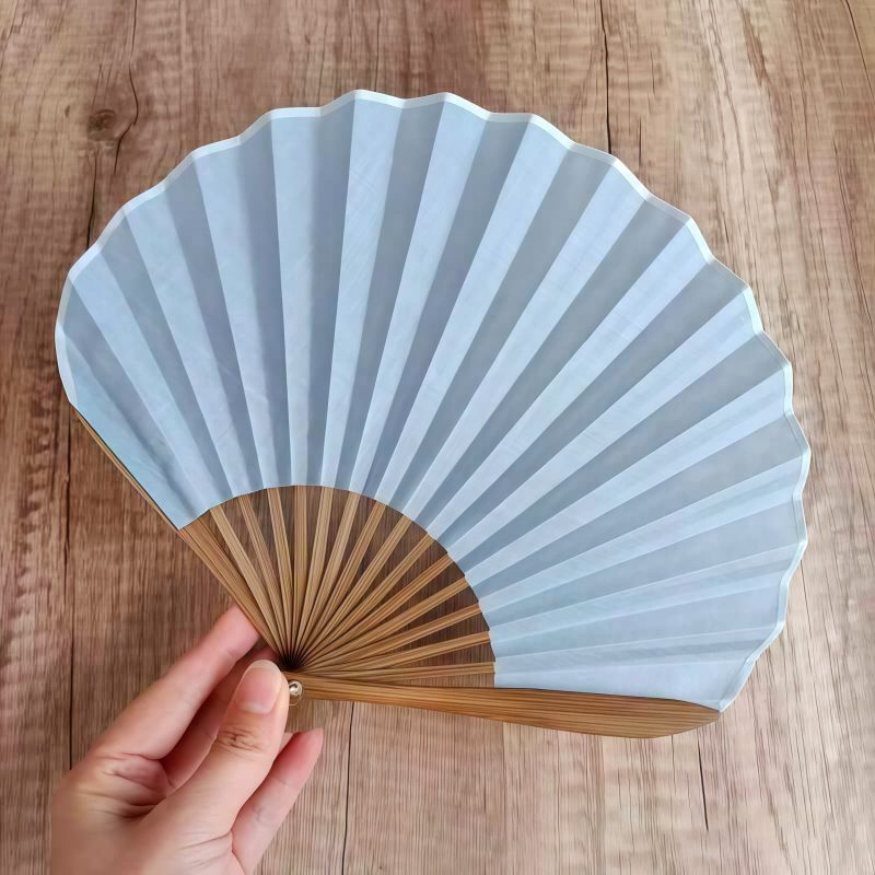 Abanico Plegable de Bambú Retro Artesanal, Color Sólido Handcrafted Retro Bamboo Solid Color Folding Fan