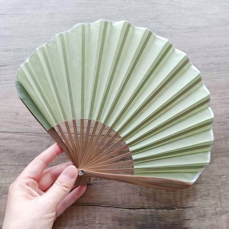 Abanico Plegable de Bambú Retro Artesanal, Color Sólido Handcrafted Retro Bamboo Solid Color Folding Fan