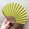 Abanico Plegable de Bambú Retro Artesanal, Color Sólido Handcrafted Retro Bamboo Solid Color Folding Fan