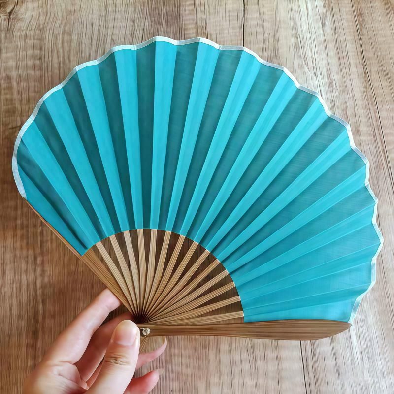 Abanico Plegable de Bambú Retro Artesanal, Color Sólido Handcrafted Retro Bamboo Solid Color Folding Fan