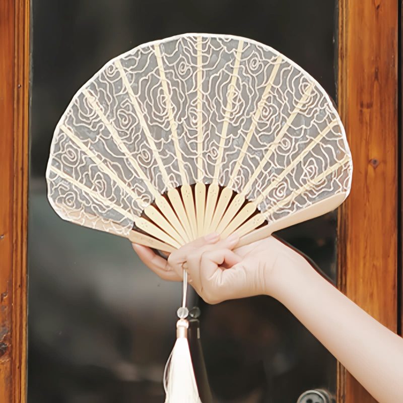 Abanico Plegable de Bambú con Encaje Rosa y Borlas Rose Lace Bamboo Folding Fan with Tassels