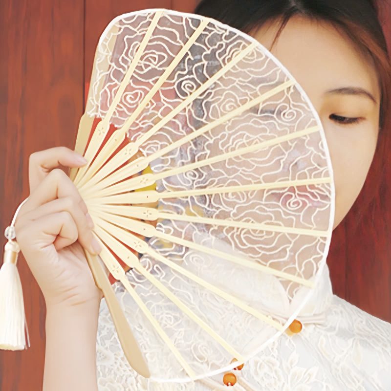 Abanico Plegable de Bambú con Encaje Rosa y Borlas Rose Lace Bamboo Folding Fan with Tassels