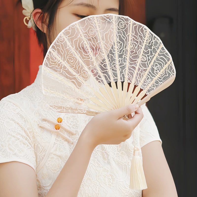 Abanico Plegable de Bambú con Encaje Rosa y Borlas Rose Lace Bamboo Folding Fan with Tassels