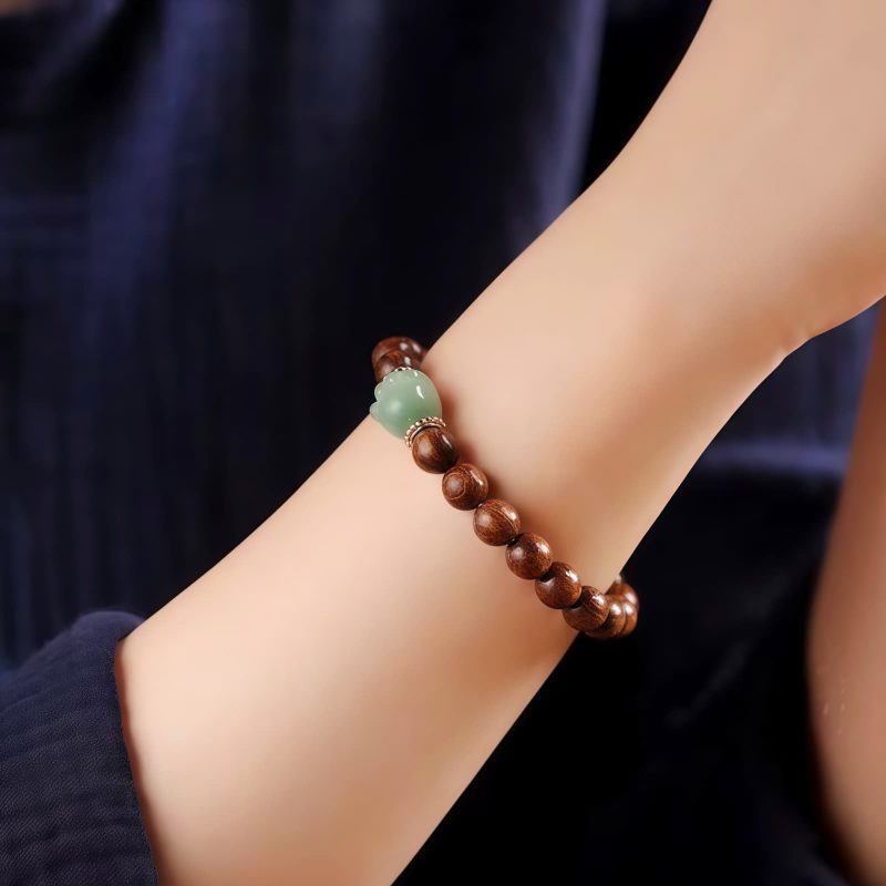 Pulseira Protetora de Sândalo com Patinha de Gato Sandalwood Cat Paw Protection Bracelet