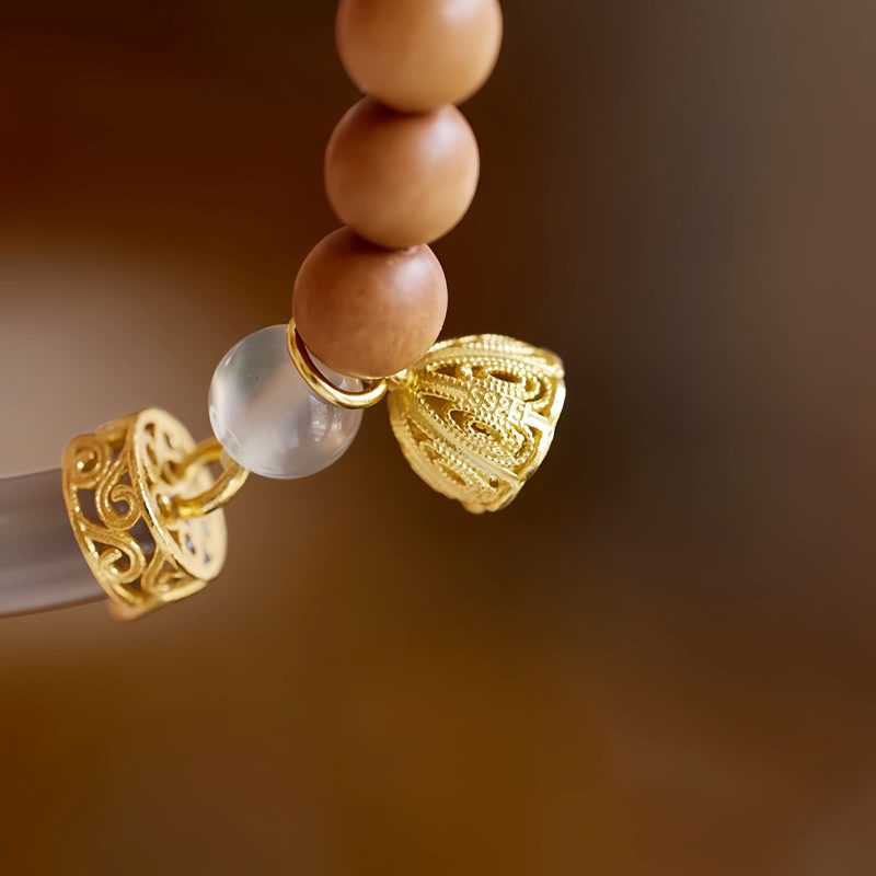 Pulsera de brazalete de sándalo y calcedonia gris Sandalwood Gray Chalcedony Cuff Bracelet