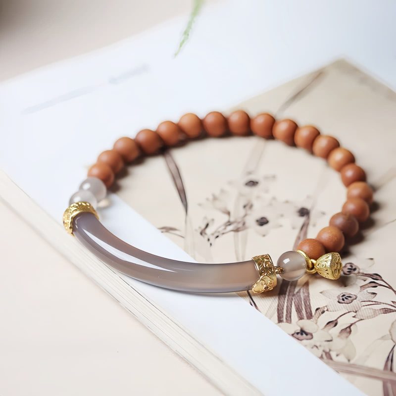Pulsera de brazalete de sándalo y calcedonia gris Sandalwood Gray Chalcedony Cuff Bracelet