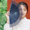 Abanico Plegable de Peonía de Seda con Marco de Bambú Silk Peony Folding Fan with Bamboo Frame