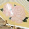 Abanico Plegable de Peonía de Seda con Marco de Bambú Silk Peony Folding Fan with Bamboo Frame