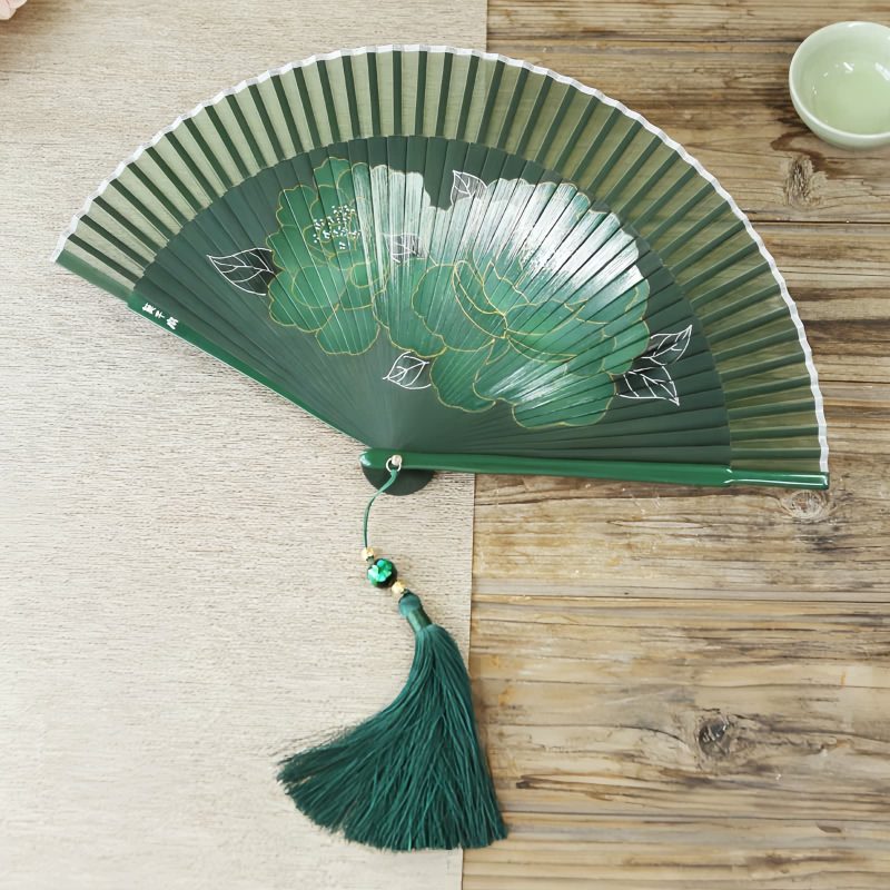 Abanico Plegable de Peonía de Seda con Marco de Bambú Silk Peony Folding Fan with Bamboo Frame