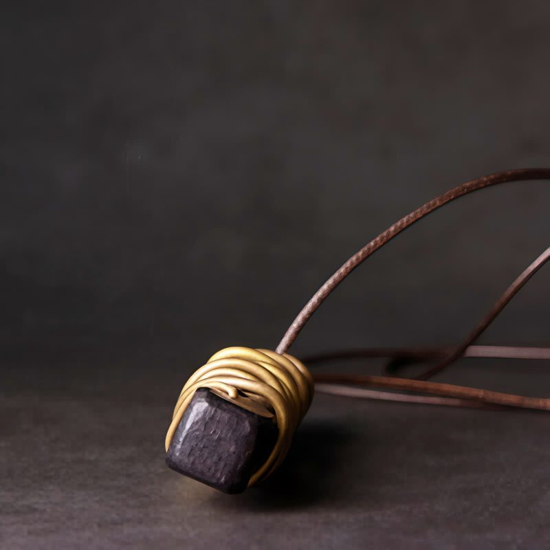 Collar con dije de madera de ébano tibetano para la paz Tibetan Ebony Wood Peace Necklace Pendant