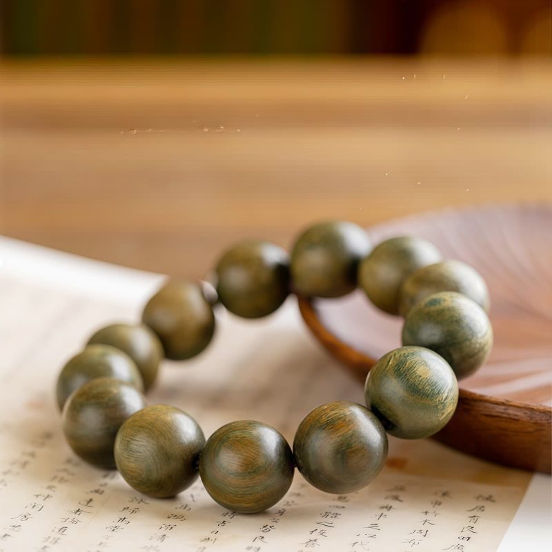 Gelang Tenang Kayu Cendana Hijau Tibet Tibetan Green Sandalwood Calming Bracelet