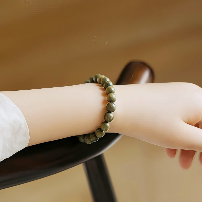 Gelang Tenang Kayu Cendana Hijau Tibet Tibetan Green Sandalwood Calming Bracelet