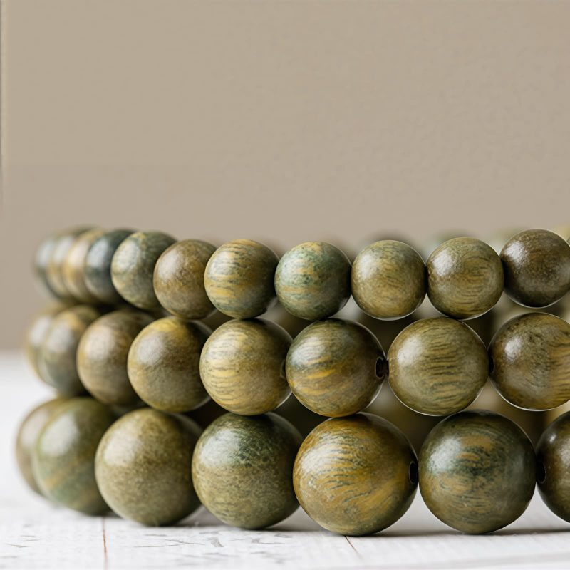 Gelang Tenang Kayu Cendana Hijau Tibet Tibetan Green Sandalwood Calming Bracelet