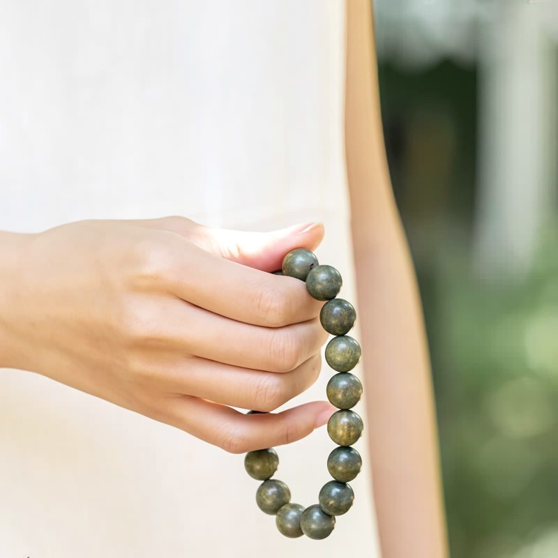 Gelang Tenang Kayu Cendana Hijau Tibet Tibetan Green Sandalwood Calming Bracelet