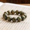 Gelang Tenang Kayu Cendana Hijau Tibet Tibetan Green Sandalwood Calming Bracelet