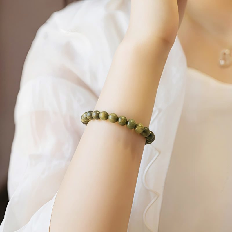 Gelang Tenang Kayu Cendana Hijau Tibet Tibetan Green Sandalwood Calming Bracelet