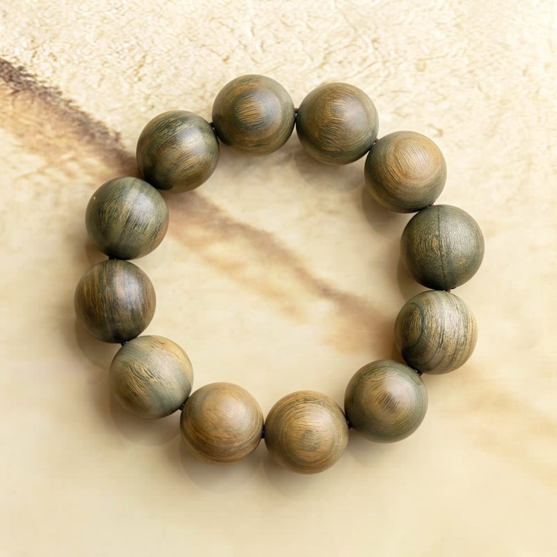 Gelang Tenang Kayu Cendana Hijau Tibet Tibetan Green Sandalwood Calming Bracelet