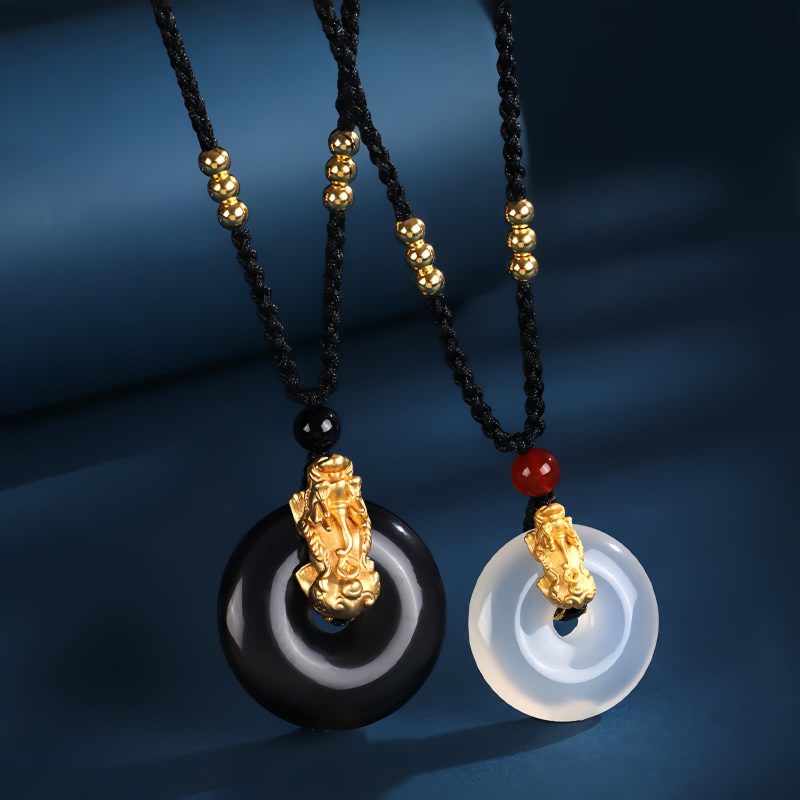 Collar con Pixiu de Ónix Negro y Fortuna Black Onyx PiXiu Fortune Necklace
