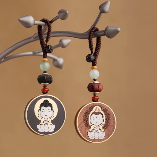 Llave de Avalokitesvara de Madera de Ébano con Om Mani Padme Hum Llave de Avalokitesvara de Madera de Ébano con Om Mani Padme Hum