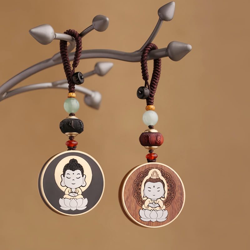 Llave de Avalokitesvara de Madera de Ébano con Om Mani Padme Hum Ebony Wood Avalokitesvara Keychain with Om Mani Padme Hum