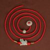 Cadena de Cintura con Hilo Rojo y Jade de la Paz Red String Jade Peace Belly Chain
