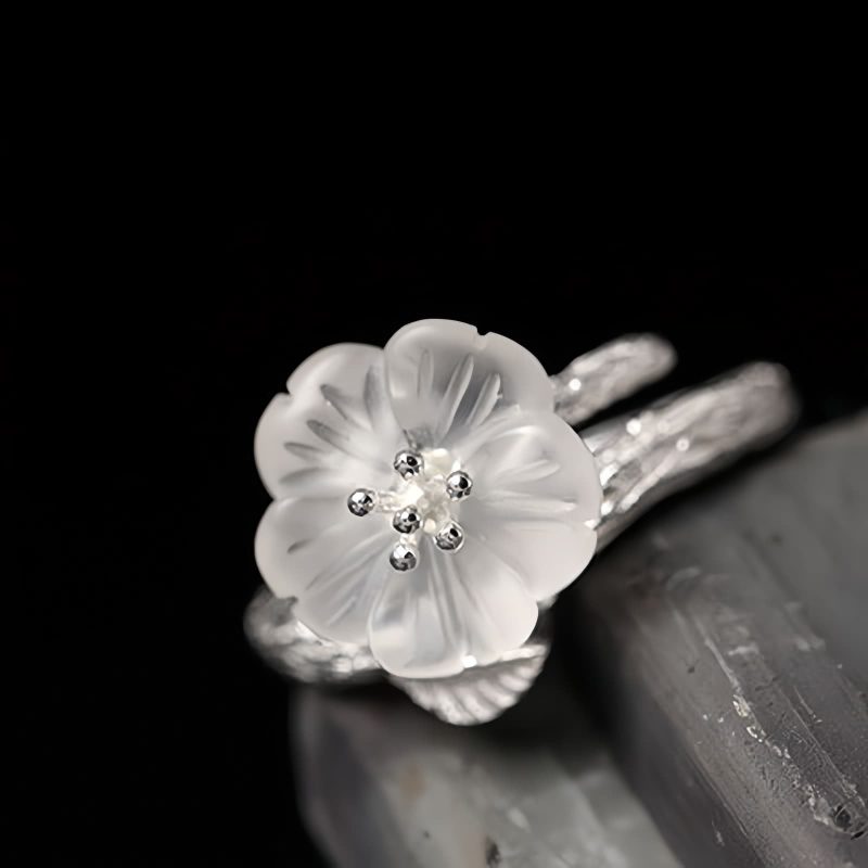 Cincin Penyembuhan Adjustable Perak 925 dengan Bunga Kerangka Kristal Putih 925 Silver Adjustable Healing Ring with White Crystal Skeleton Flower