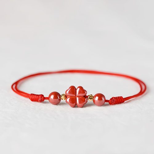 Pulsera de Bendición de Cinabrio con Trébol de Cuatro Hojas Pulsera de Bendición de Cinabrio con Trébol de Cuatro Hojas