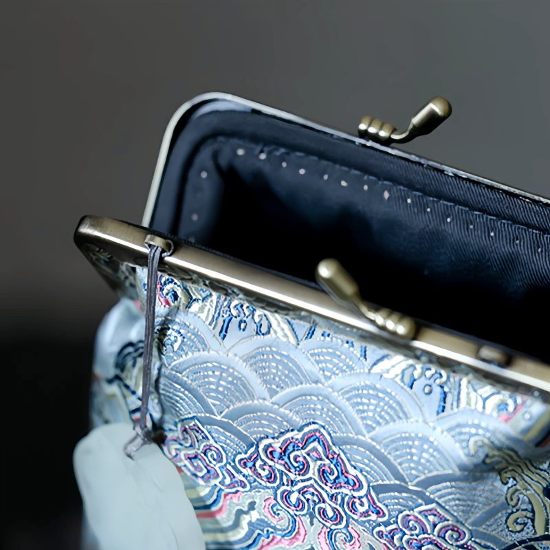 Bolso Cruzado de Cadena Metálica con Olas del Océano Ocean Waves Metal Chain Crossbody Bag