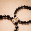 Pulseira Tibetana de Obsidiana Negra Om Mani Padme Hum Tibetan Black Obsidian Om Mani Padme Hum Bracelet