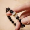 Pulseira Tibetana de Obsidiana Negra Om Mani Padme Hum Tibetan Black Obsidian Om Mani Padme Hum Bracelet