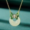 سوار يد من الفضة عيار 925 مع فراشة من حجر هيتيان اليشمي 925 Silver Hetian Jade Butterfly Bracelet