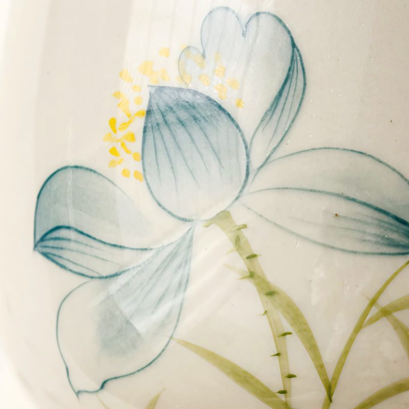 Taza de Té de Loto de Cerámica Pintada a Mano Hand Painted Ceramic Lotus Tea Cup