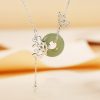 قلادة فراشة هييتيان جاد للسلام Hetian Jade Butterfly Peace Necklace