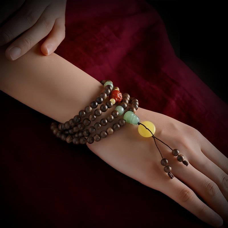 سوار توازن خرز مالا 108 من عود كاليمنتان وعنبر 108 Mala Beads Agarwood Amber Balance Bracelet
