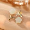 Aretes de Flor de Jade con baño de Oro en Plata 925 925 Silver Plated Gold Jade Flower Earrings