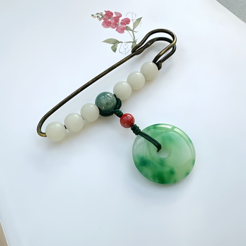 Broche de Paz de Semilla de Bodhi y Jade Bodhi Seed Jade Peace Brooch