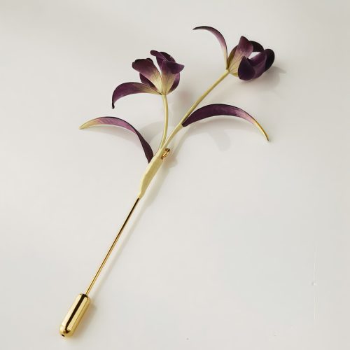 Broche de Orquídea de Seda de Morera Hecha a Mano Broche de Orquídea de Seda de Morera Hecha a Mano