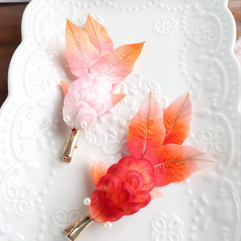 Broche de Carpa Koi de Seda de Morera Hechas a Mano Handmade Mulberry Silk Koi Fish Brooch