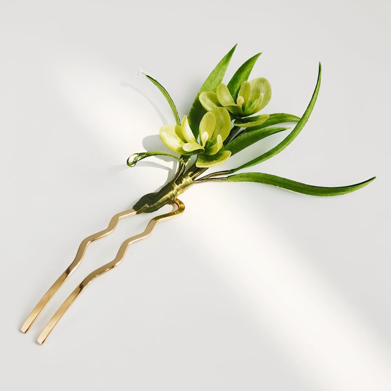 Broche y Horquilla de Flores de Seda de Morera Hechas a Mano Handmade Mulberry Silk Flower Brooch & Hairpin